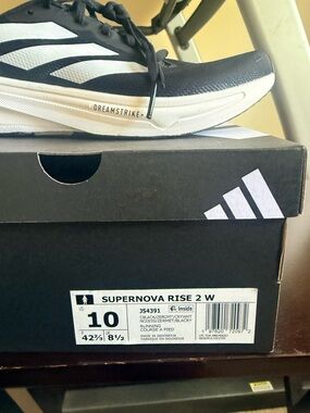 adidas Supernova Rise 2 W Running Shoe - Black & White Accents